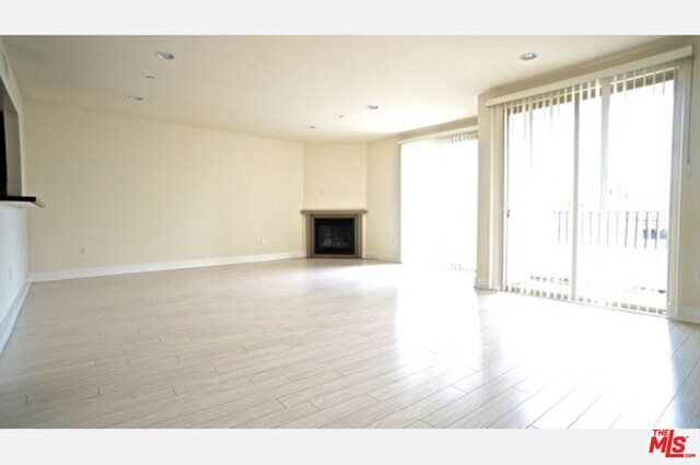 Foto del edificio - 1331 Amherst Ave