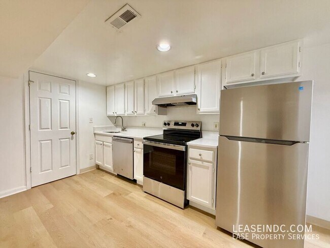 Foto del edificio - 29 T St NW