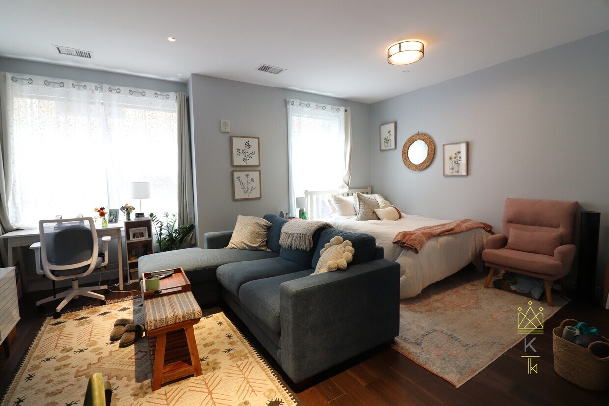 Foto principal - 136 Babcock St