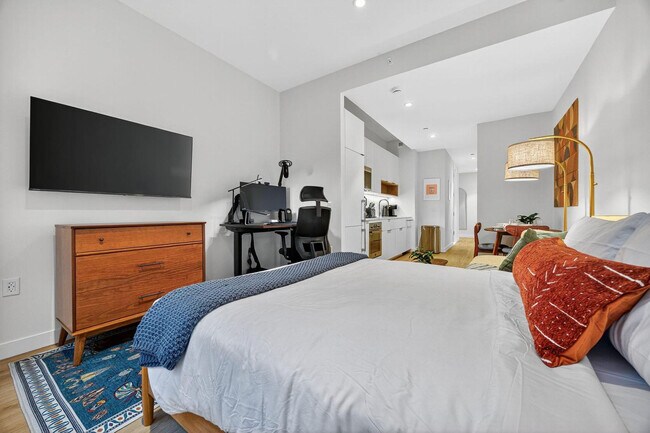 Building Photo - 160 Water St