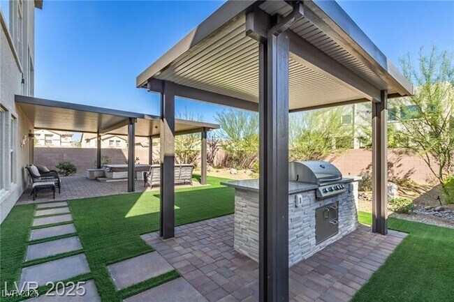 Building Photo - 8604 Grove Mill Ct