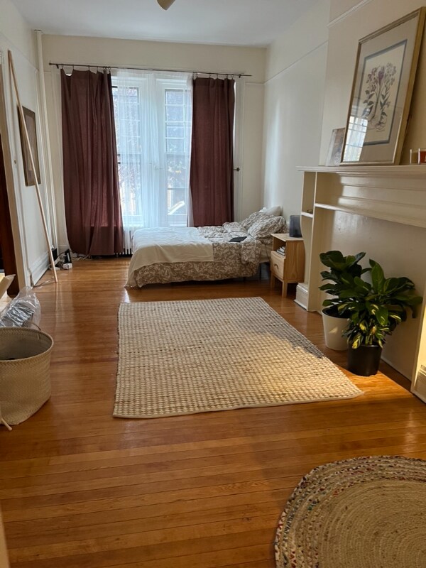 Building Photo - 354 Hudson Ave