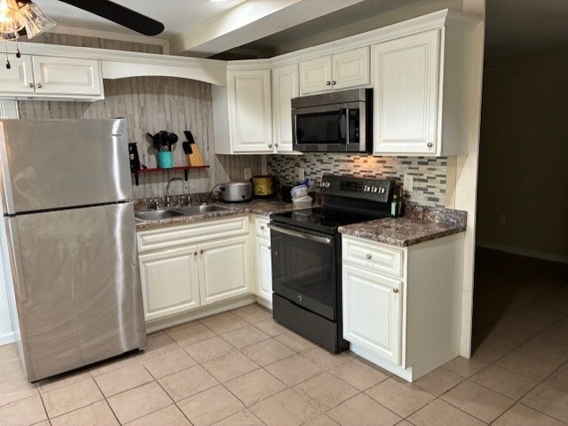 Foto del edificio - 39 Melrose Dr