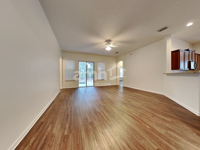 Building Photo - 4622 Glendas Meadow Dr