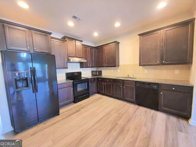 Building Photo - 2765 Gower Way