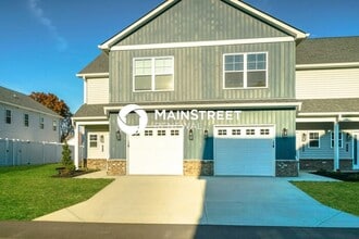Building Photo - 2053 N Sarah Dr