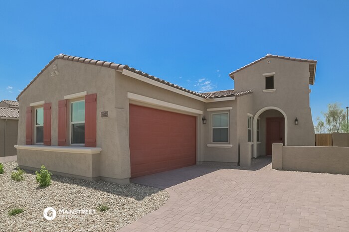 Primary Photo - 14033 W Desert Flower Dr