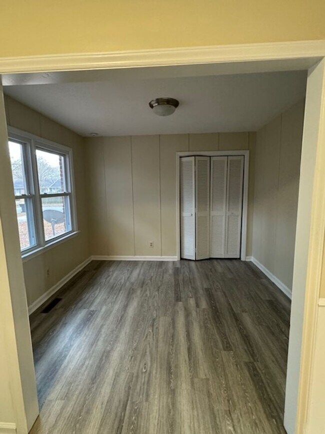 Foto del edificio - 1506 Scotty Dr