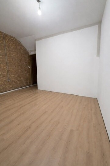 Foto del edificio - 22-26 N Pulaski Rd
