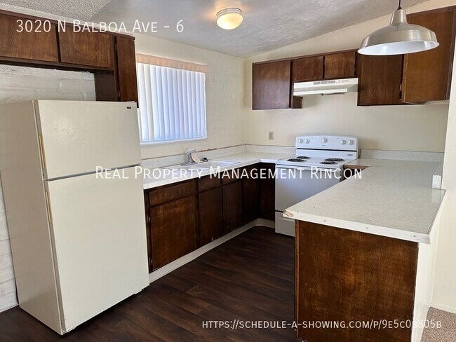 Building Photo - 3020 N Balboa Ave