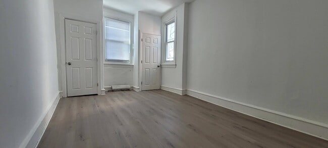 Photo - 4618 N Camac St Apartment