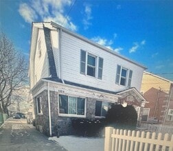 Building Photo - 138-78 Francis Lewis Blvd