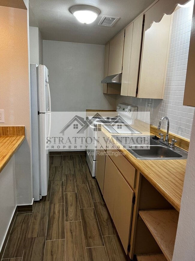 Photo - 424 W Brown Rd Apartment