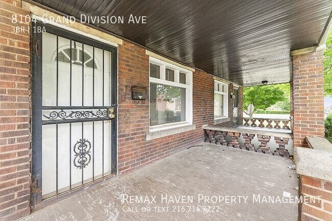 Foto del edificio - 8104 Grand Division Ave, Garfield Heights ...