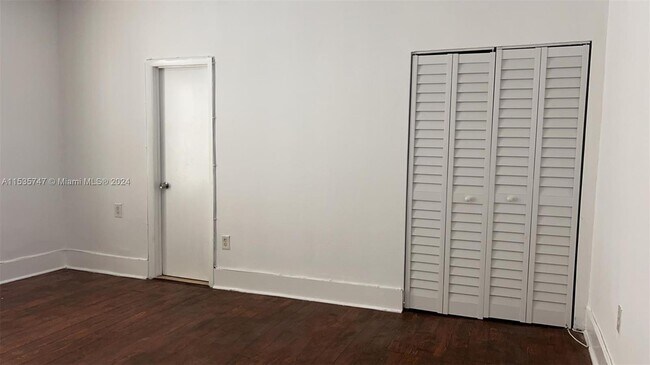 Foto del edificio - 1319 Meridian Ave