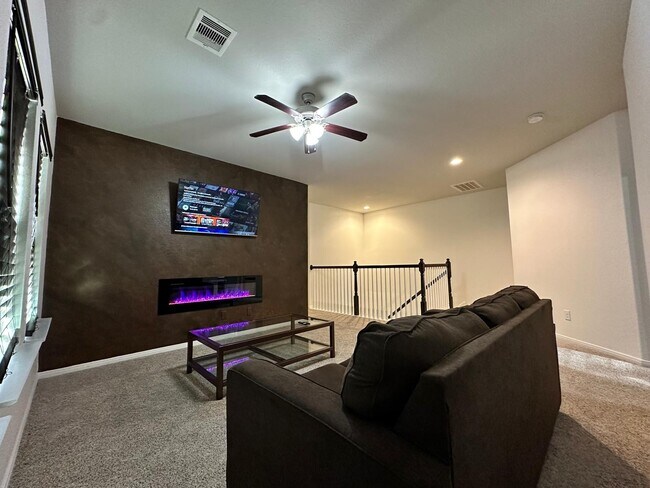 Foto del edificio - 3322 Harvest Meadow Ln