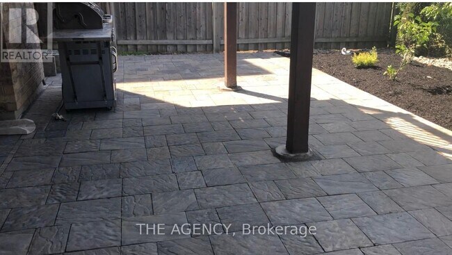 Photo du bâtiment - 98 Heritage Hollow Estate St