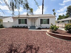 Building Photo - 7456 Kingsley Way