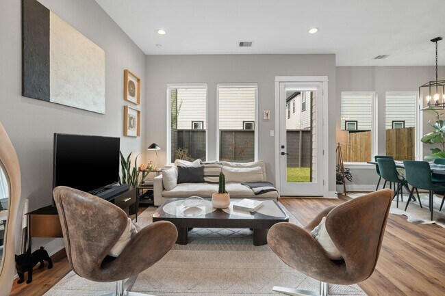 Foto del edificio - 5903 Wheatley Holw Ln