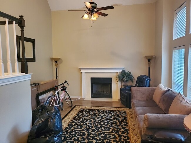 Building Photo - 4201 Murwick Dr