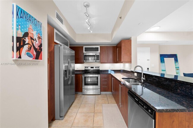 Foto del edificio - 7355 SW 89th St