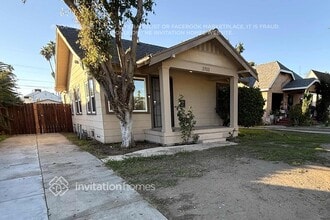 Building Photo - 3703 S Gramercy Pl