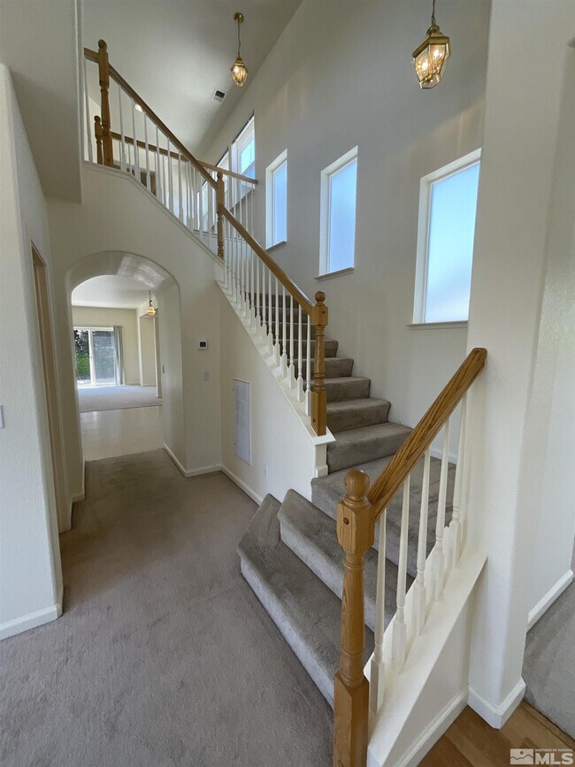 Foto del edificio - 5707 Rainier Peak Dr