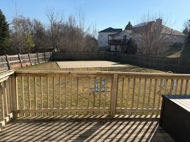 Building Photo - 5495 Chapel Hill