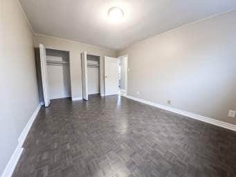 Building Photo - White Oak Apartments