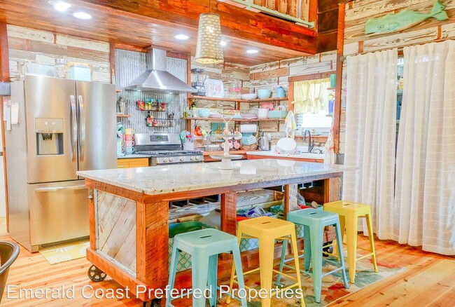 Building Photo - 3 br, 2.5 bath House - 81 W Nursery Rd.