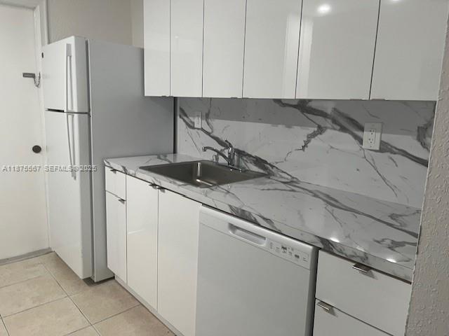 Building Photo - 13823 SW 90th Ave