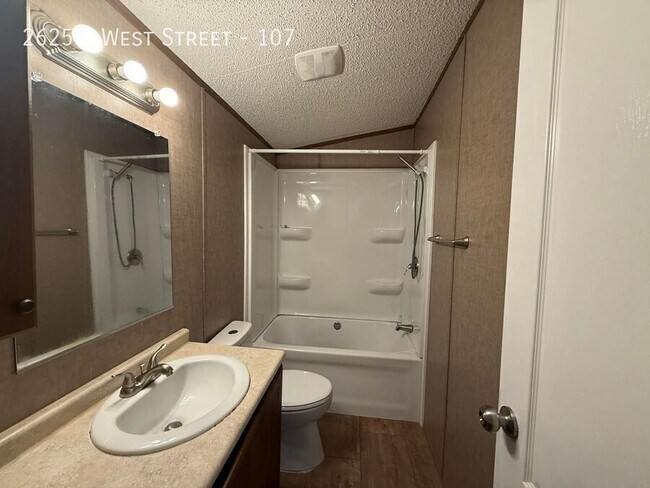 Foto del edificio - 2625 S West St