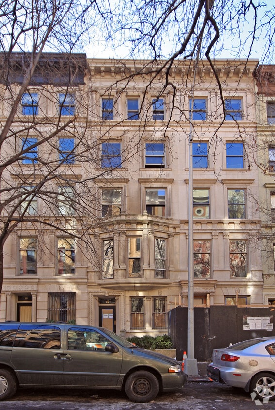 Primary Photo - 16 E 95th St