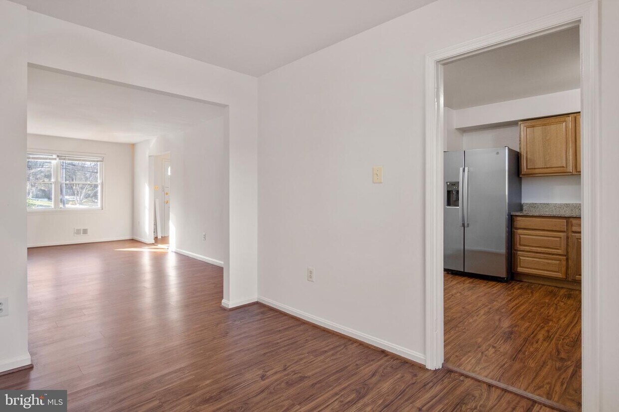 10450 Armstrong St, Fairfax, VA 22030 Townhome Rentals in Fairfax VA