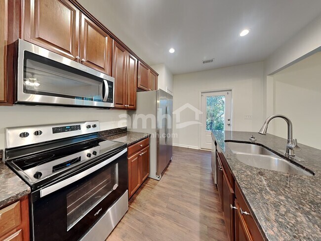 Building Photo - 1490 Aster Ives Dr