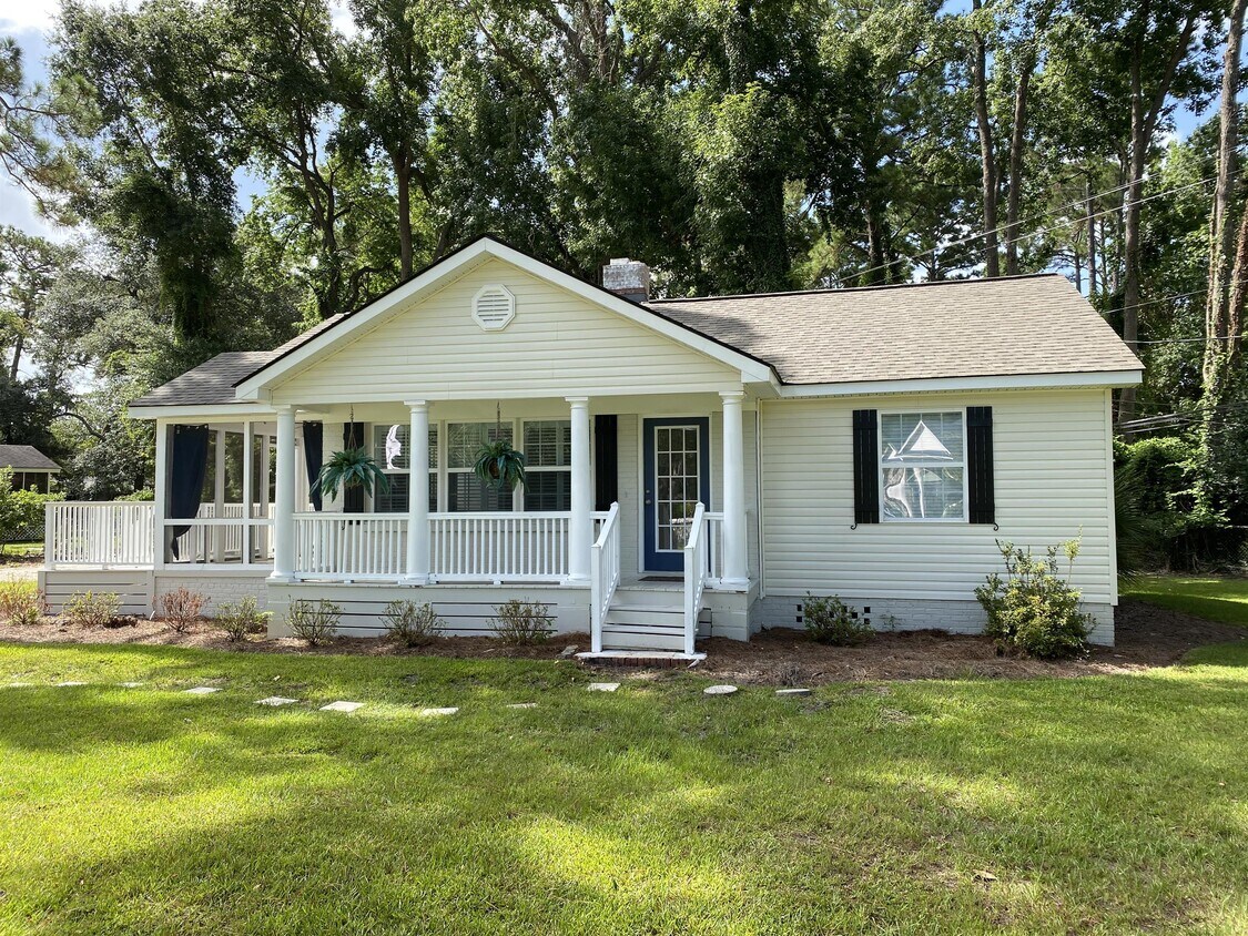 Primary Photo - 37 Noble Glen Dr