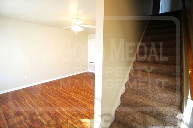 Foto del edificio - Discover comfort and convenience in this w...