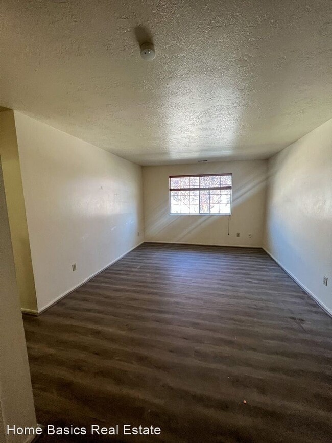 Building Photo - 2 br, 1 bath House - 100 E 600 S #12