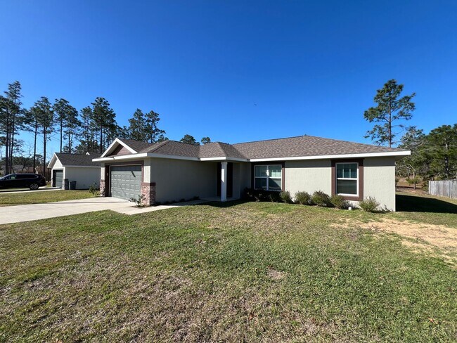 Building Photo - 3 BD/2BA Almost Like NEW Home in Beautiful...