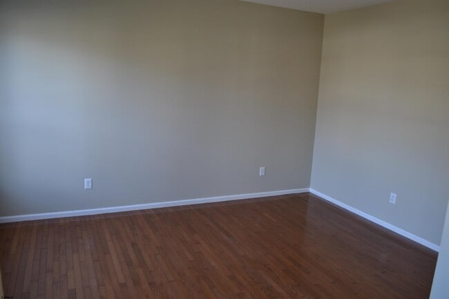 Building Photo - 118 Woodberry Dr