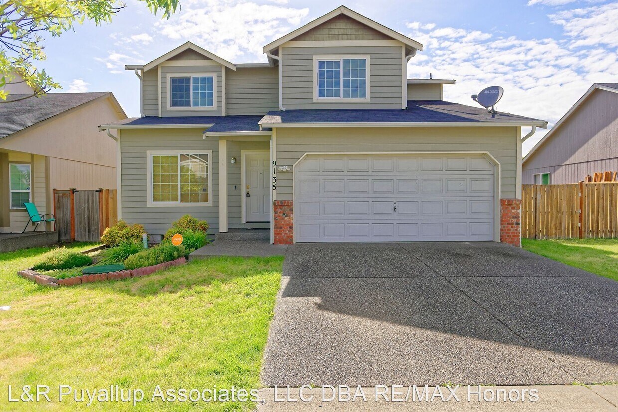 9135 Mountain Sunrise St, Yelm, WA 98597 House Rental in Yelm, WA