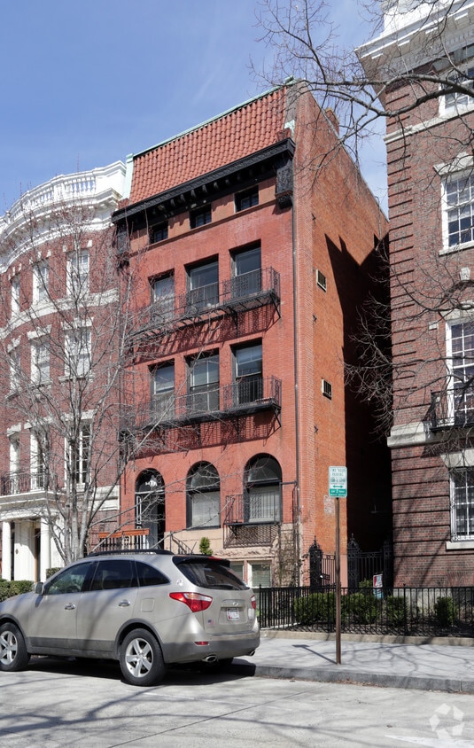Foto principal - 1761 R St NW