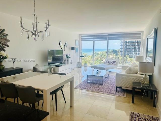Foto del edificio - 10275 Collins Ave