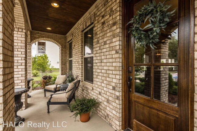 Building Photo - 4 br, 2.5 bath House - 140 Ashcrest Point
