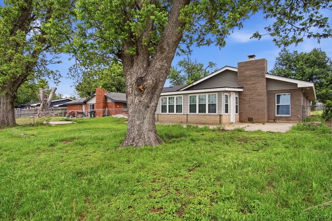 Foto del edificio - 3717 N Eagle Ln