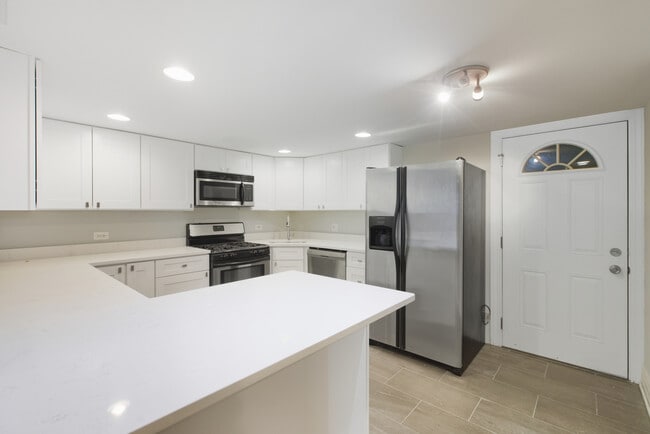 Foto del edificio - 5611 N Glenwood Ave