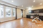 Foto principal - 4750 N Kenneth Ave