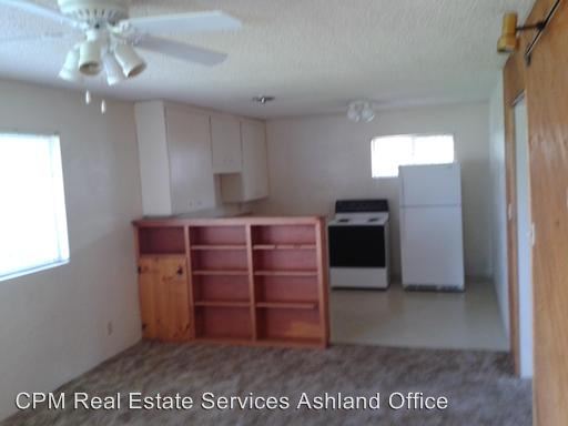 Building Photo - 1550 Oregon St