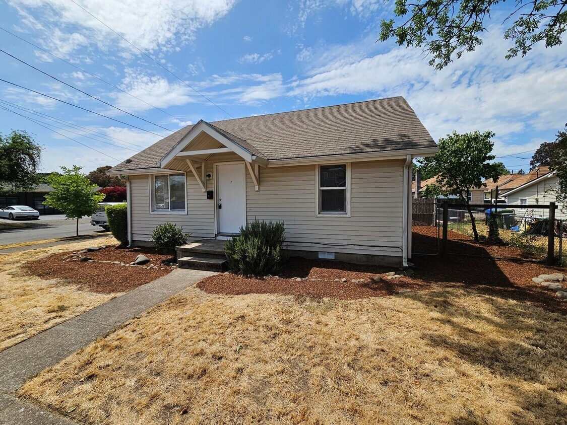 Foto principal - 499 17th St SE
