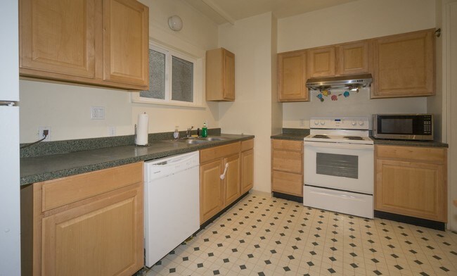 Building Photo - 1616 N 45th St